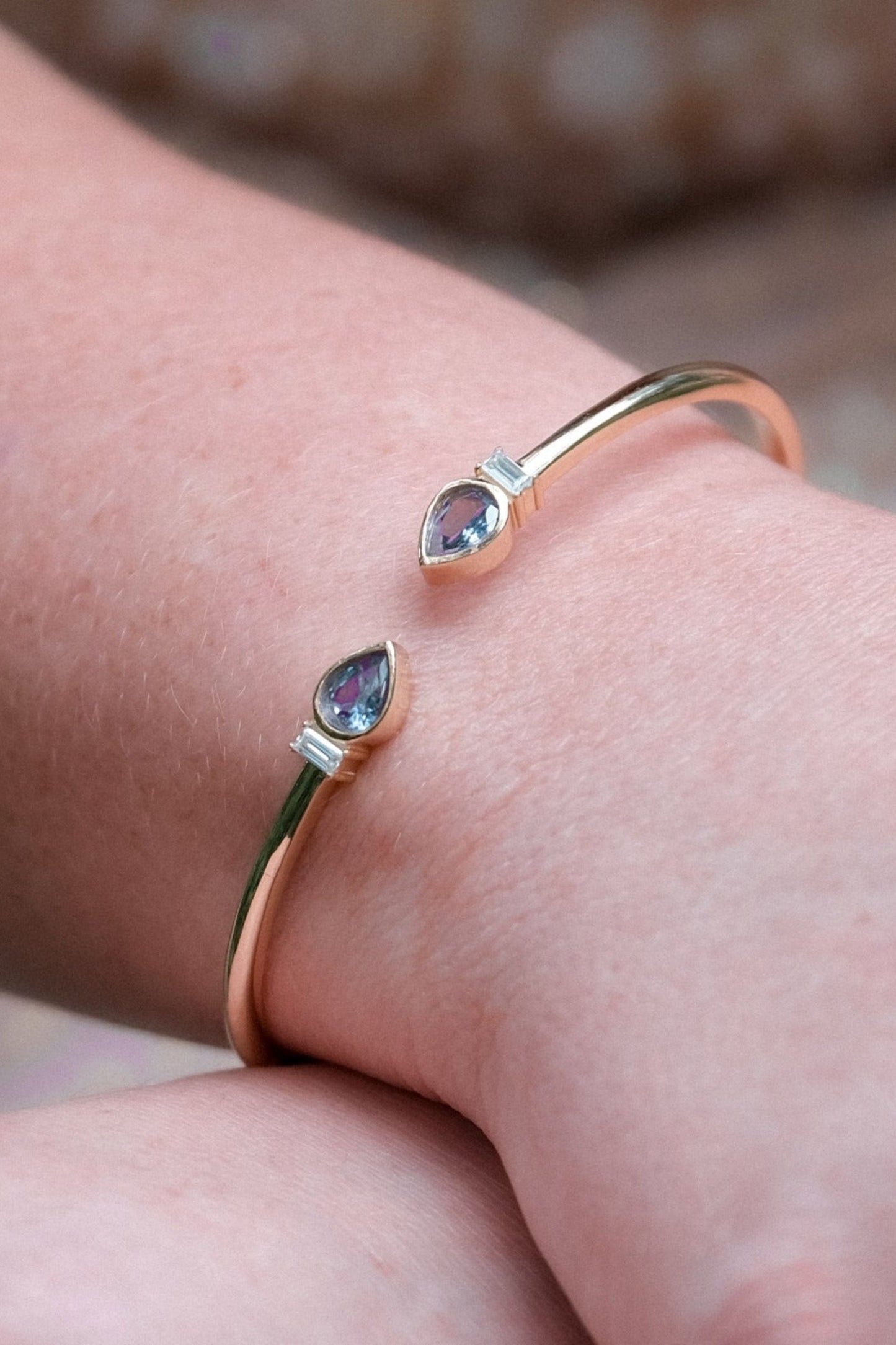 Tanzanite Crystalline Adornment